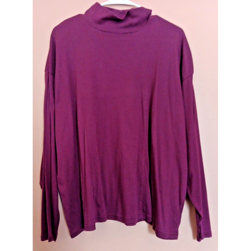 Shirt size 26 To 28 womans Venezia Vitale Maroon Red Long Sleeve Mock Turtleneck